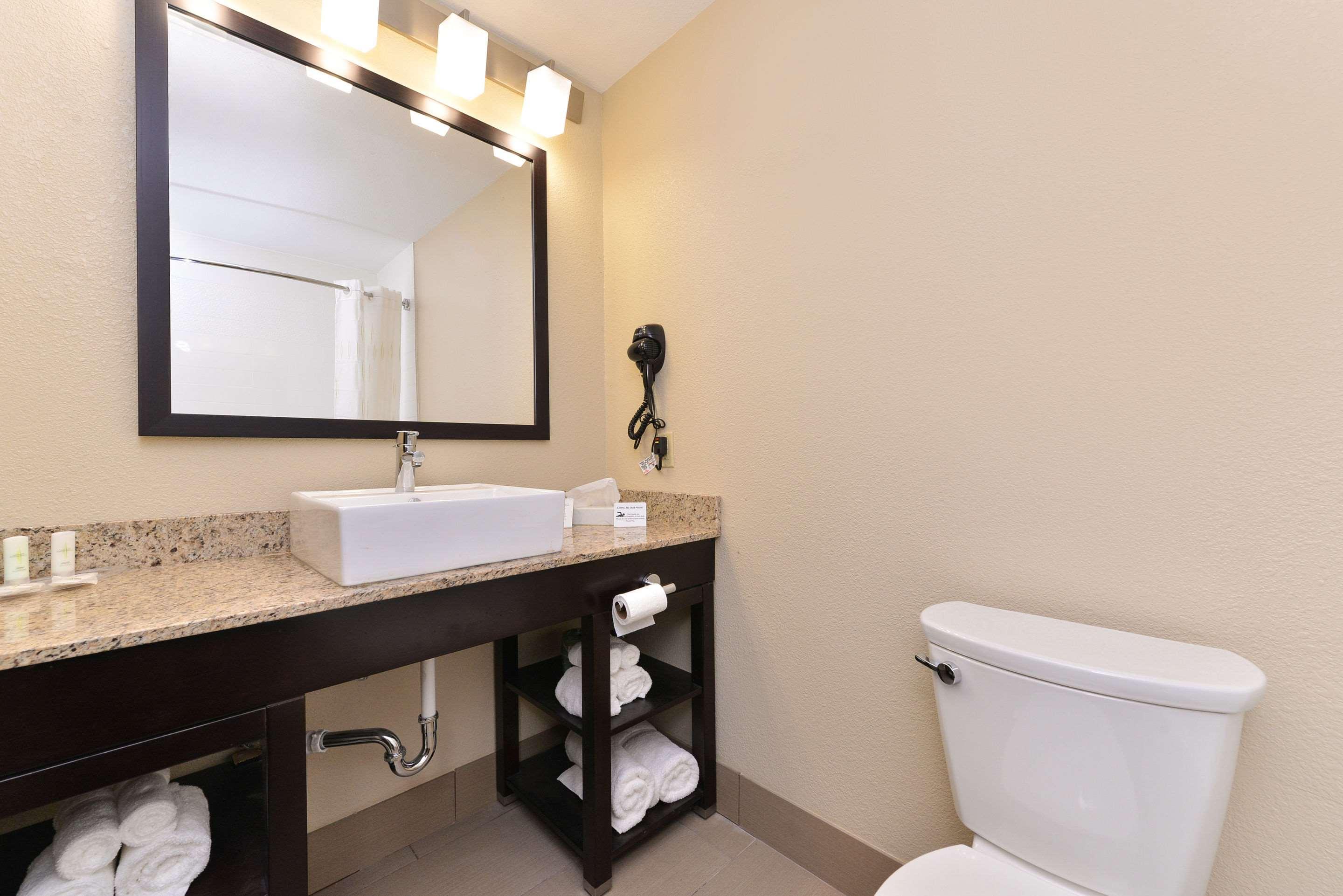 Comfort Suites Columbus Kültér fotó