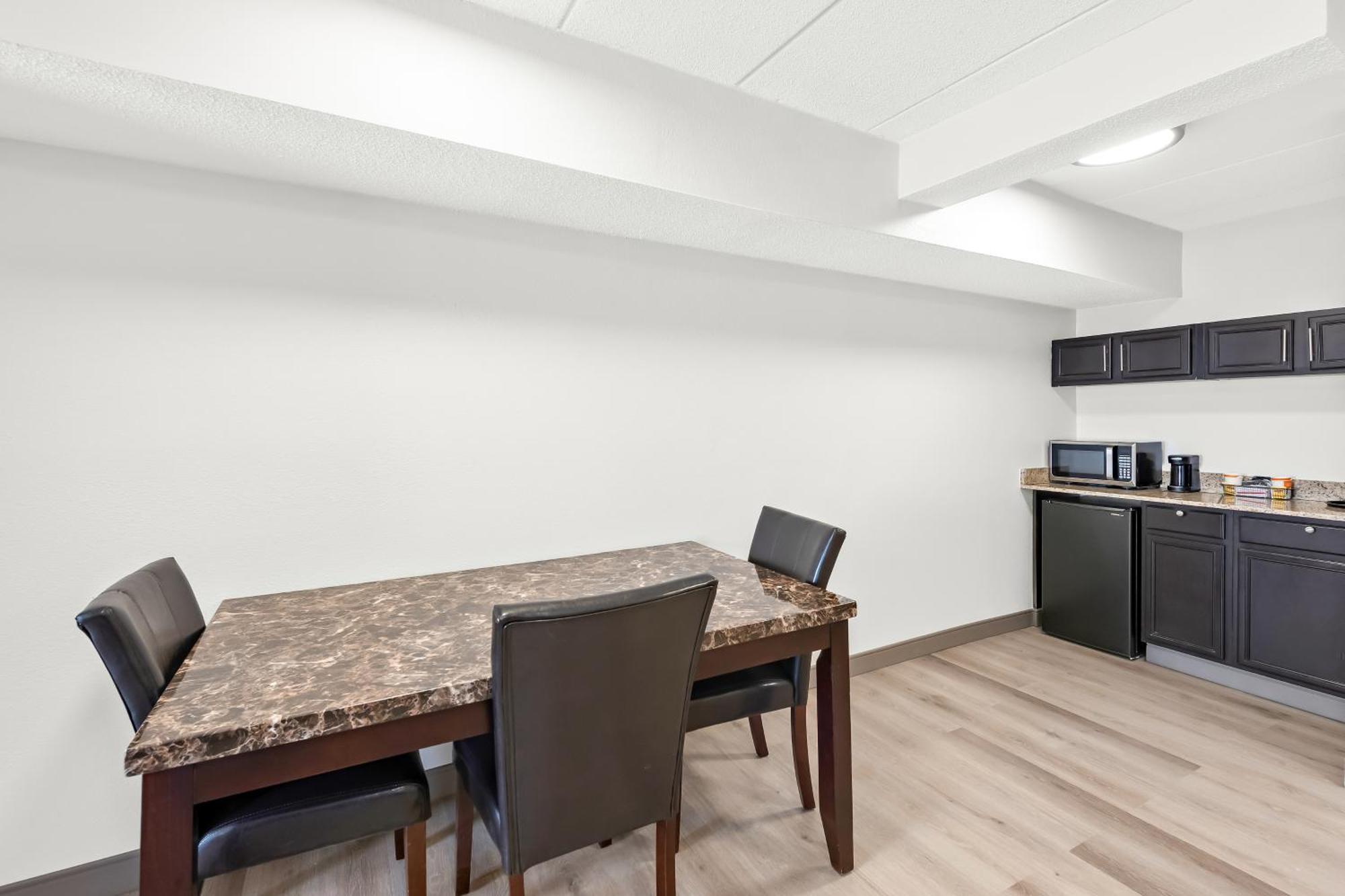 Comfort Suites Columbus Kültér fotó
