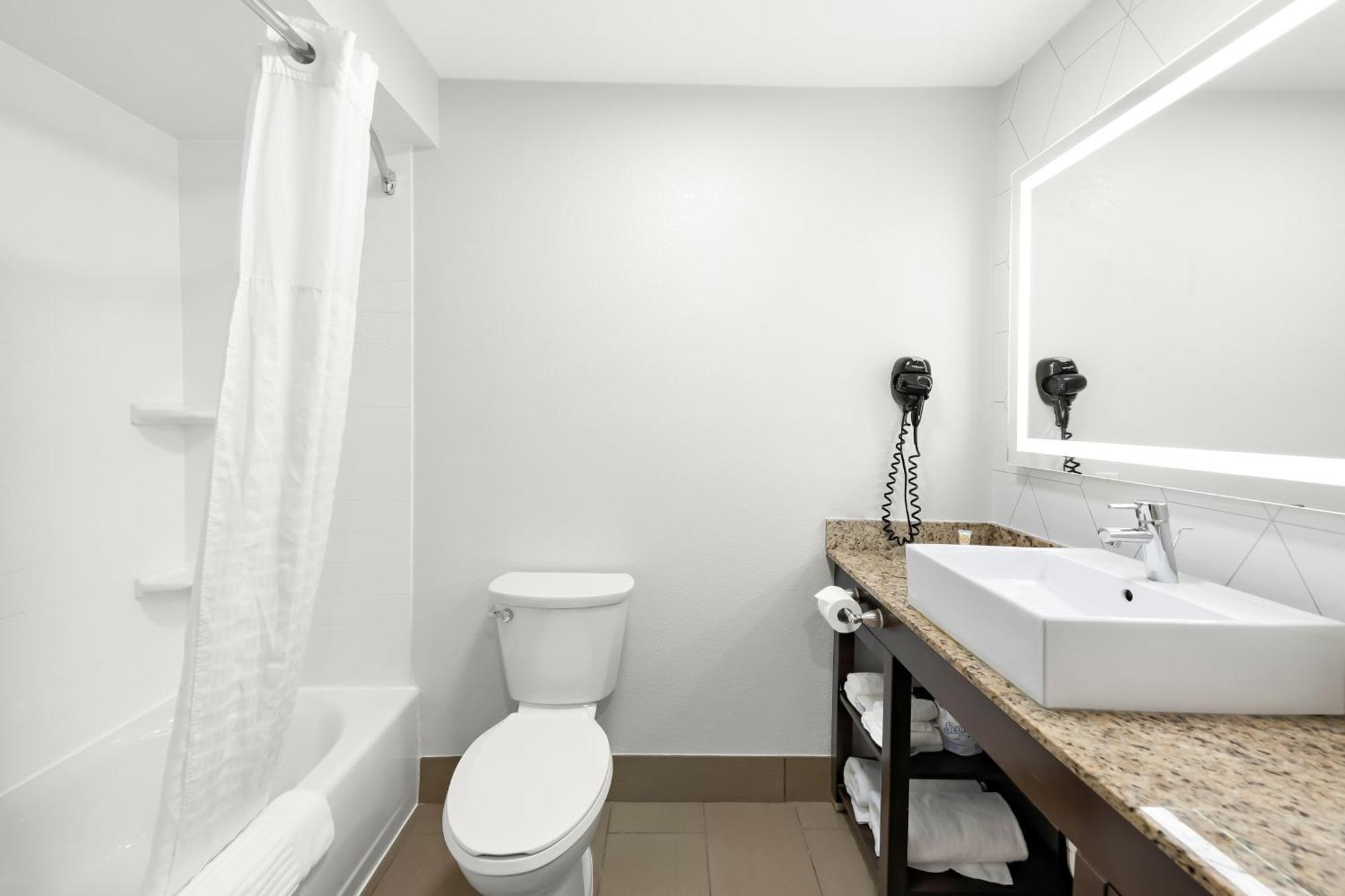 Comfort Suites Columbus Kültér fotó