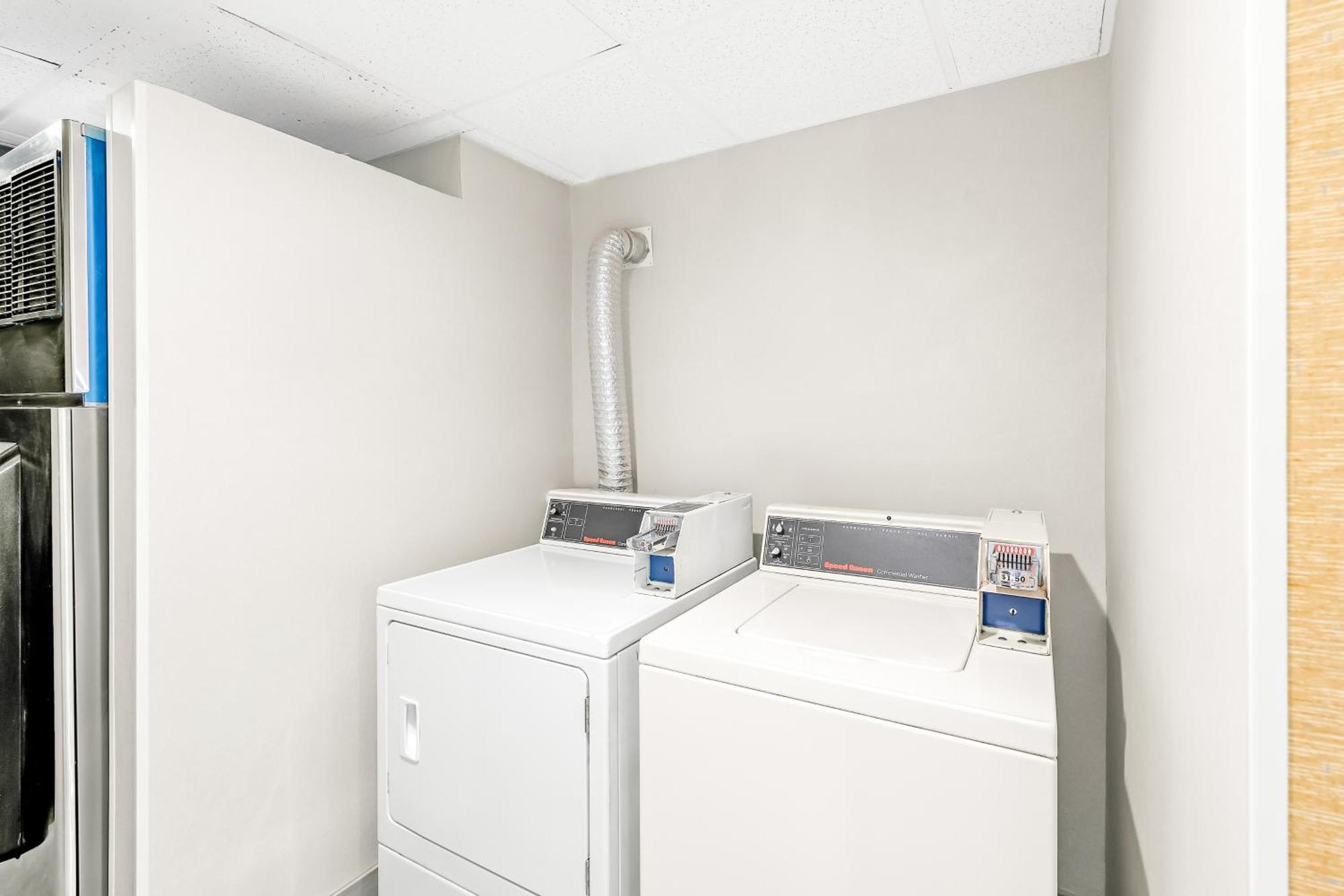 Comfort Suites Columbus Kültér fotó